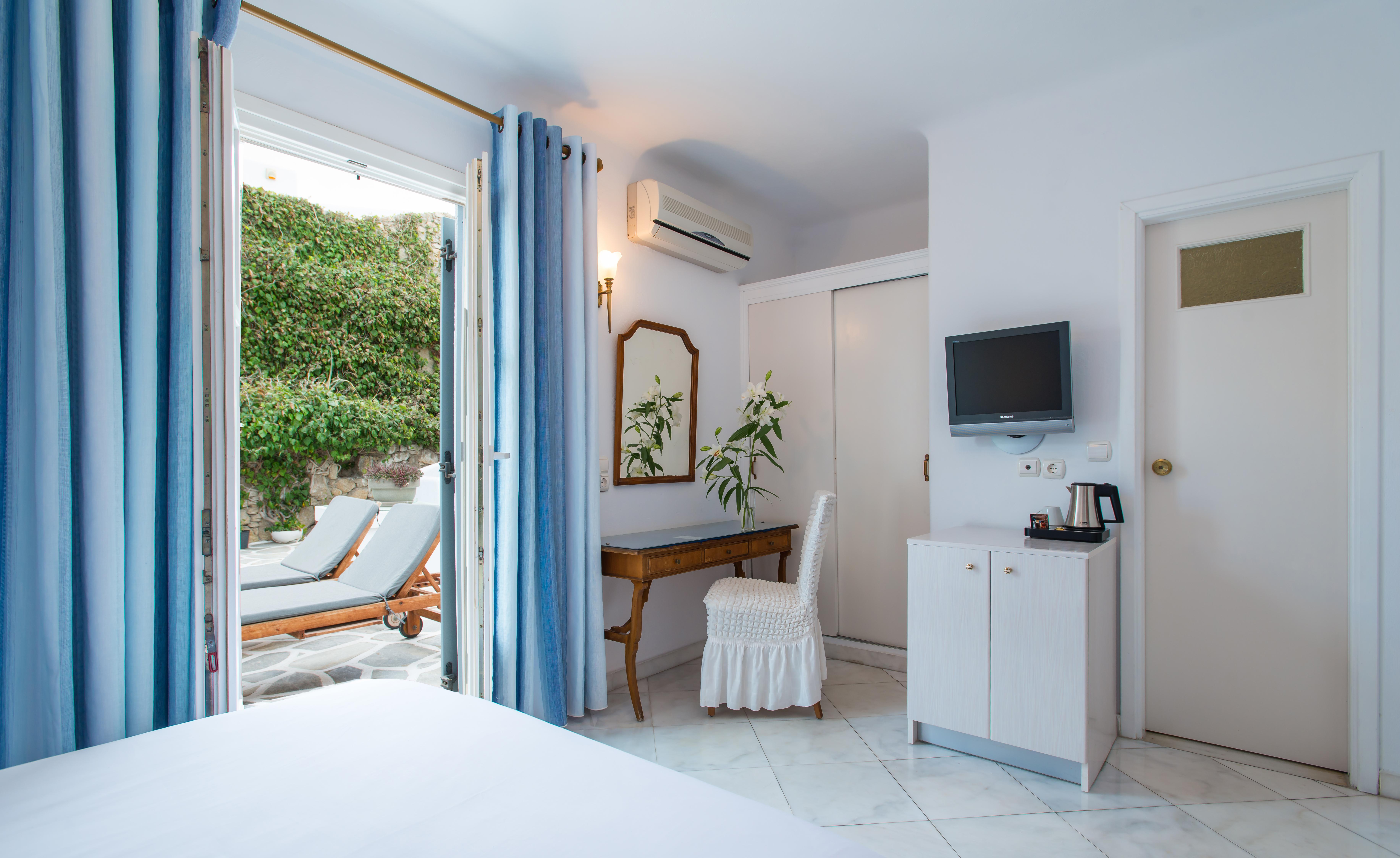Hotel Adonis Mykonos Town Bagian luar foto