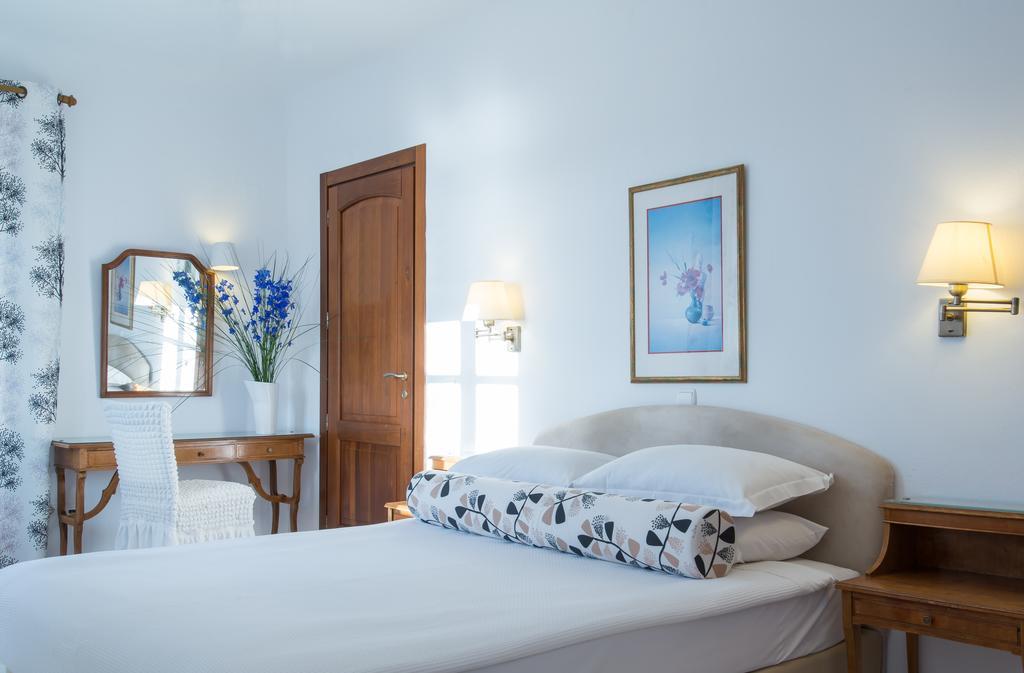 Hotel Adonis Mykonos Town Bagian luar foto