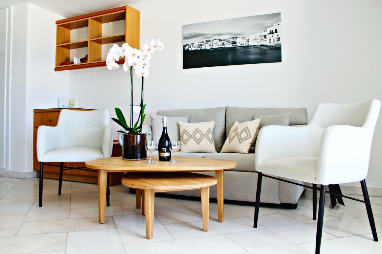 Hotel Adonis Mykonos Town Bagian luar foto