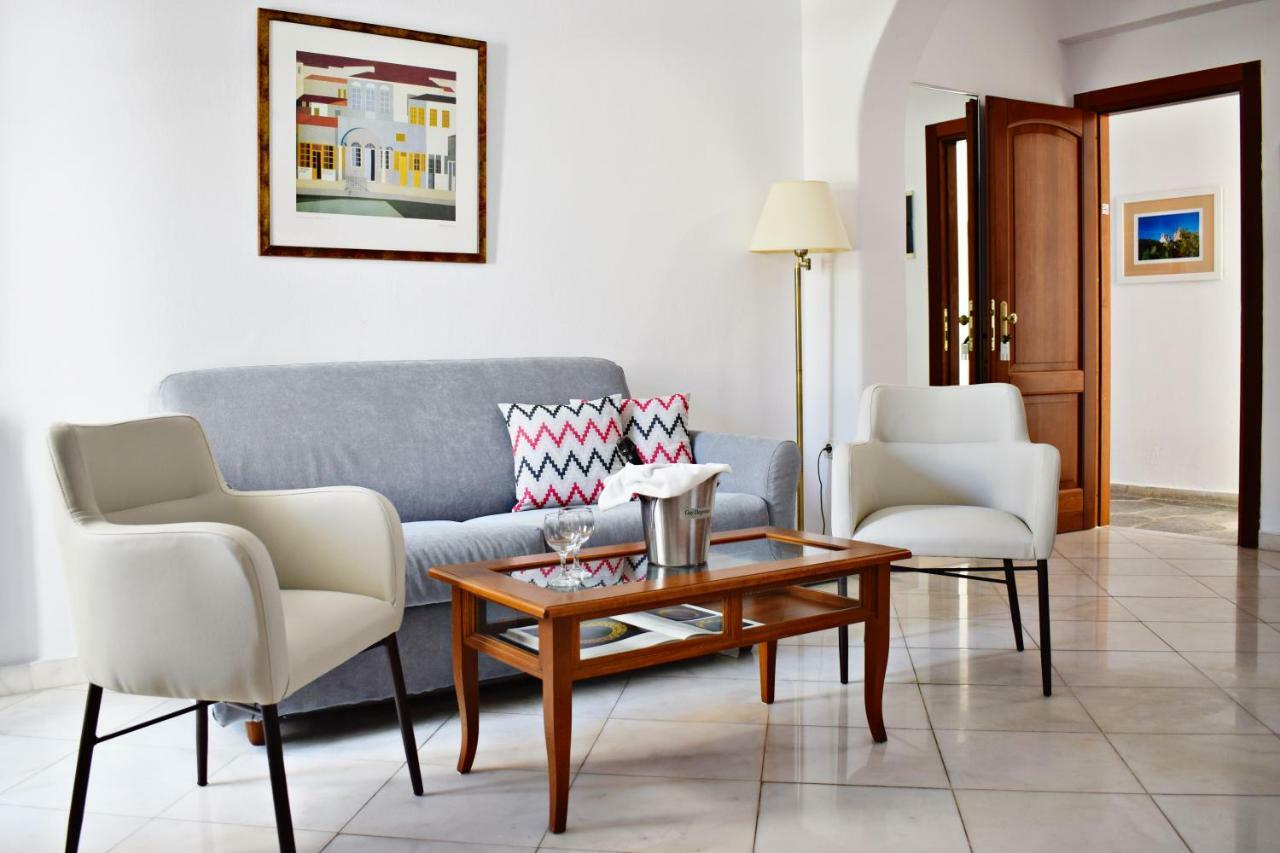 Hotel Adonis Mykonos Town Bagian luar foto
